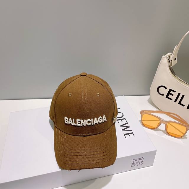 Balencia*A 巴黎世家新款棒球帽 现货秒发 简约时尚超级无敌好看的帽子 情侣款 原单货比起其他帽子的优势